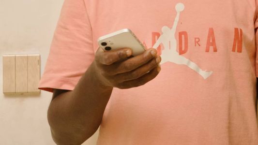 Usuários relatam queda nos serviços móveis de operadores telefônicas