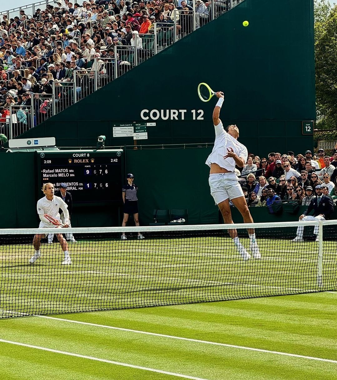 Dupla de brasileiros sofre derrota e é eliminada de Wimbledon nas oitavas