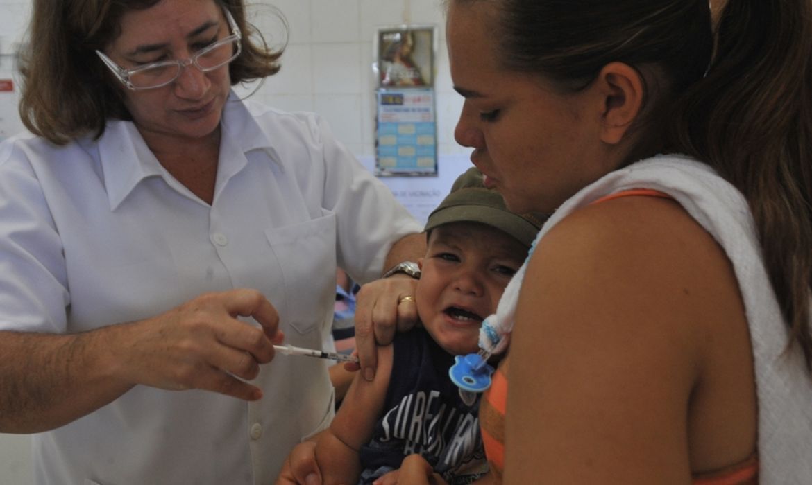 Prefeitura de SP emite alerta após registro de 105 casos de coqueluche em 2024