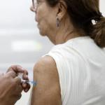 Belo Horizonte terá reforço de vacinação contra Covid para idosos e pessoas com baixa imunidade