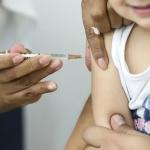 Qdenga: ministério da Saúde priorizará vacinação de crianças e adolescentes de 6 a 16 anos contra a dengue