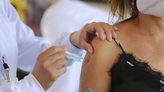 Vacinação na capital terminaria nesta segunda (31)