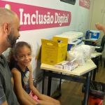 Campanha de Multivacinação: PBH disponibiliza Carreta de Inclusão Digital como ponto extra