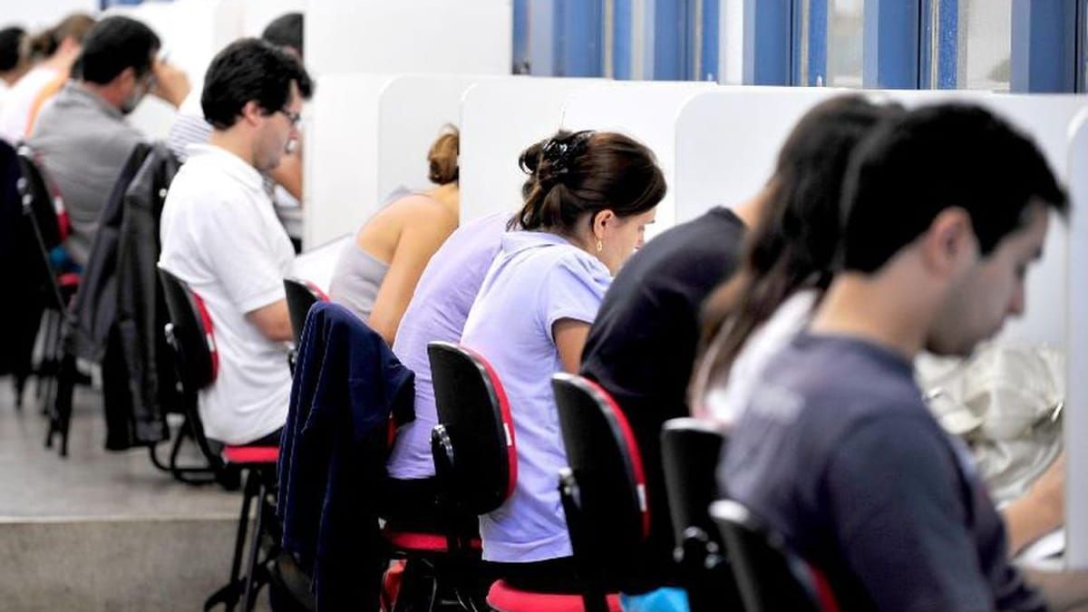 Contagem abre vagas de emprego temporário na área da saúde: veja como se inscrever
