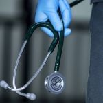 Fhemig abre 45 vagas temporárias para médicos de diversas especialidades 