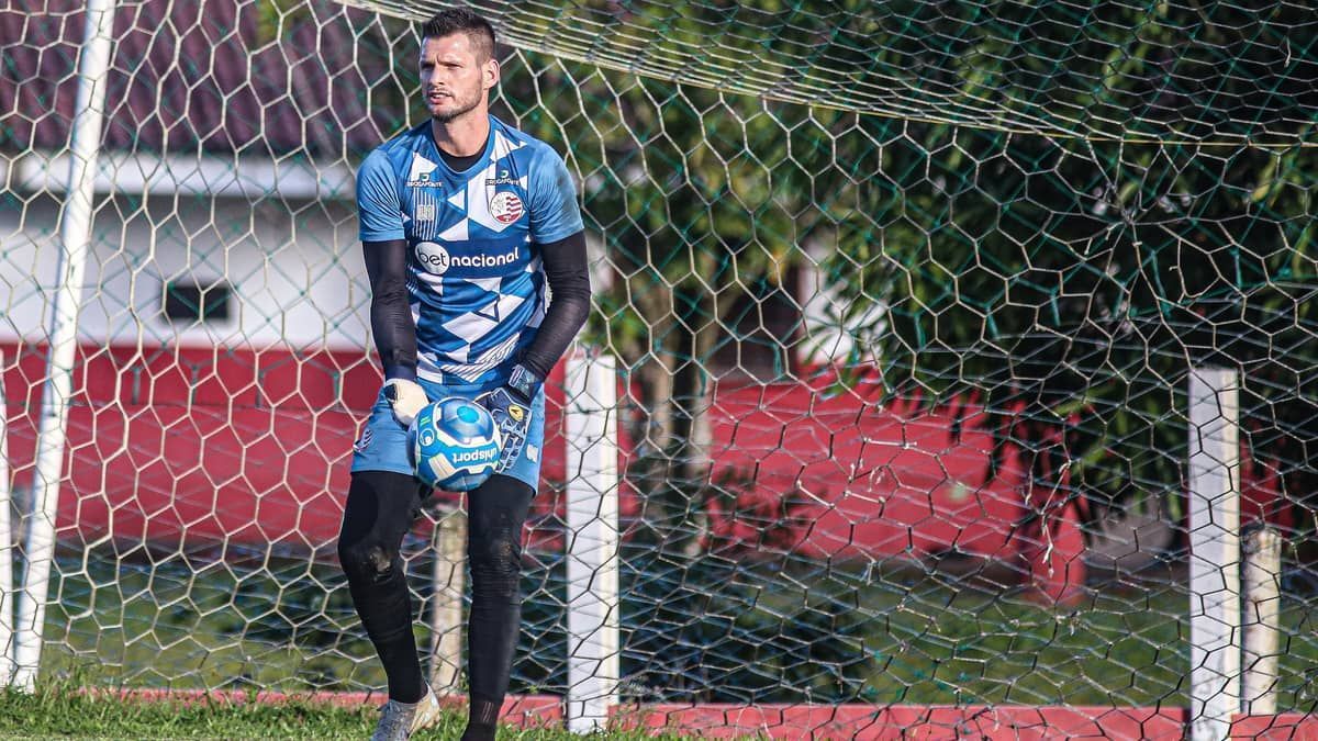 Sem calendário, Náutico ainda mantém três atletas treinando no CT