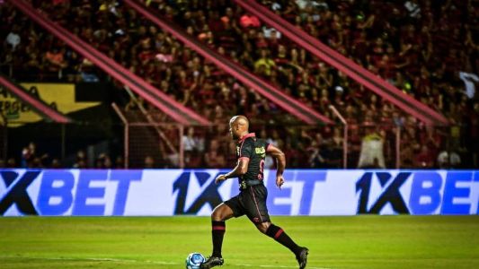 Vagner Love, atacante do Sport