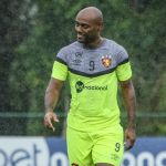 Vagner Love sofre lesão na coxa e não deve mais vestir a camisa do Sport