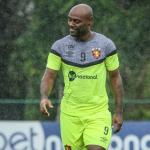 Empresário informa fim do ciclo de Vagner Love no Sport: 'Ele não fica'