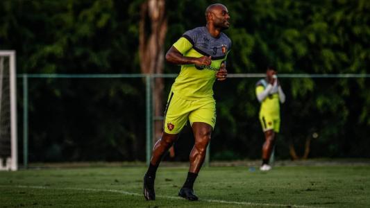 Vagner Love desfalcou o Sport pelo terceiro jogo consecutivo nesta semana