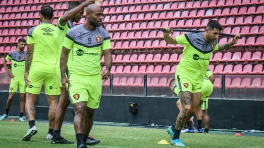 Vagner Love está confirmado no comando de ataque rubro-negro