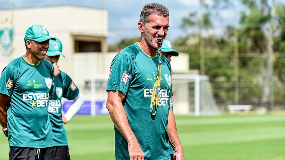 América: com novidades, veja escalação do Coelho para enfrentar o Villa Nova