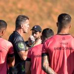 Mancini relaciona América com reforço e 5 mudanças para duelo com Bragantino