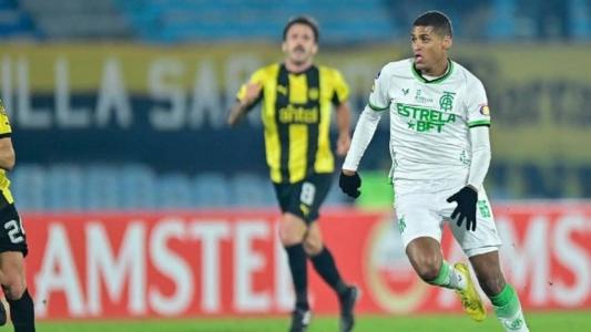 Vagner Mancini rasgou elogios ao atacante Rodrigo Varanda, do América