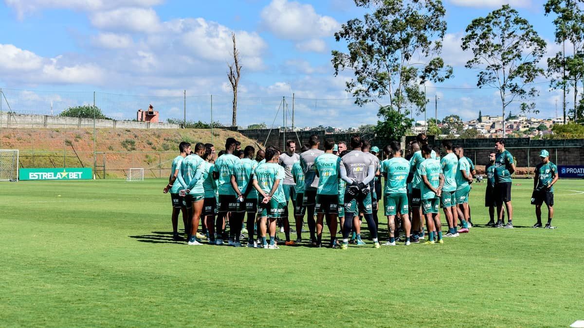América divulga relacionados para enfrentar o Bragantino sem nomes afastados