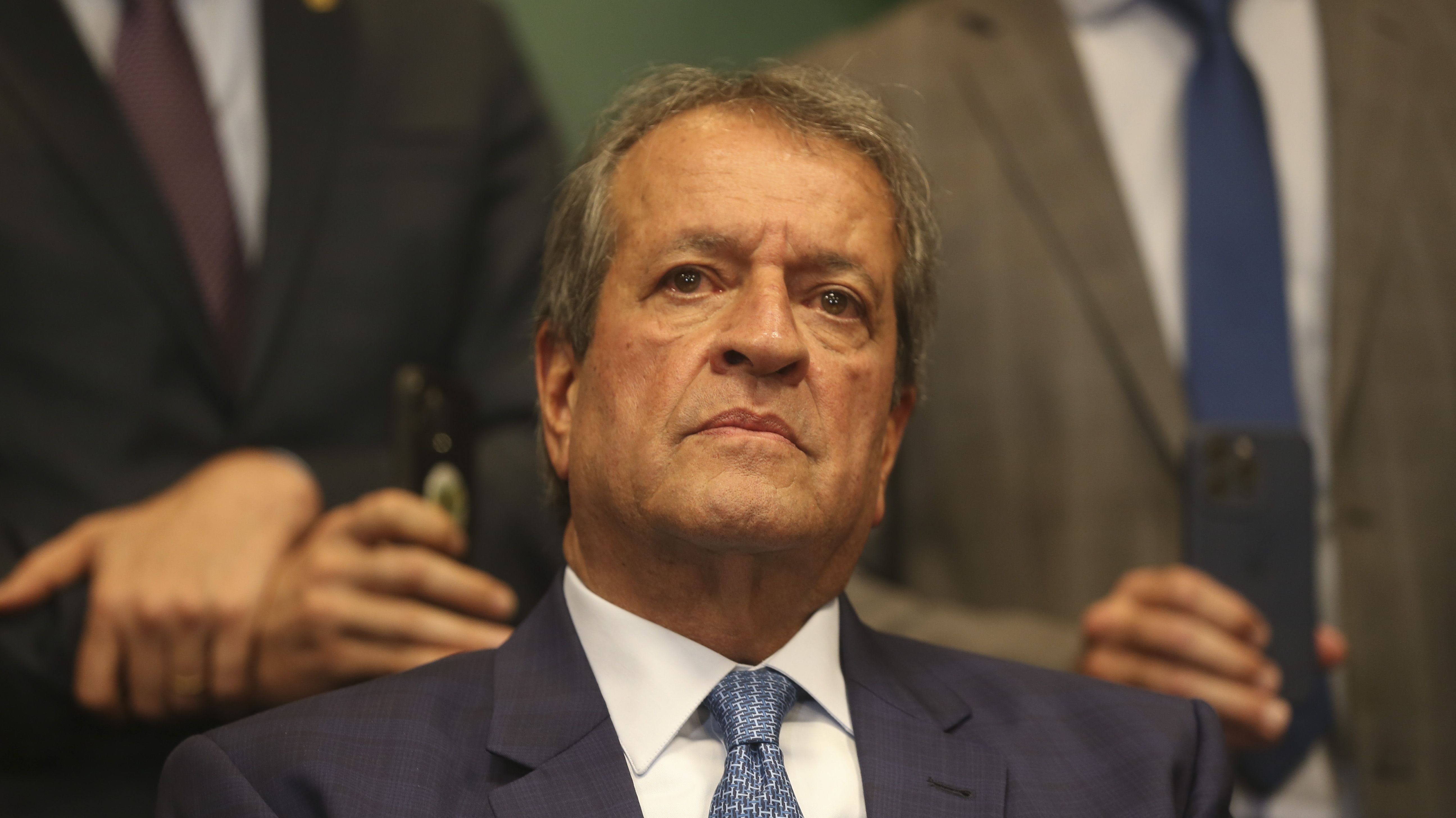 PL proibe coligação com PT, PSOL e outros partidos de esquerda