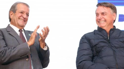 Valdemar e Bolsonaro durante lançamento do PL 60+