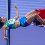Paris 2024: Valdileia Martins vai à final do salto com recorde, mas se lesiona