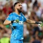 Liverpool anuncia a contratação de goleiro do Valencia para 'substituir' Alisson