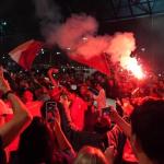 Enner Valencia desembarca em Porto Alegre com festa da torcida do Inter