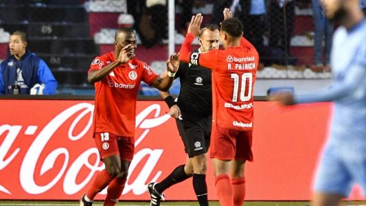 Valencia marcou o gol da vitória colorada em La Paz