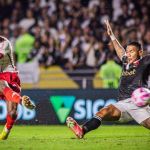 Inter vence o Vasco em São Januário, e deixa rival em situação difícil no Brasileiro