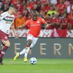 Coudet conta bastidores da volta por cima de Valencia no Inter: 'Dei um abraço'