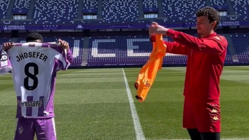 Valladolid anuncia fim do 'intercâmbio' de jovens do Cruzeiro, que ganham camisa