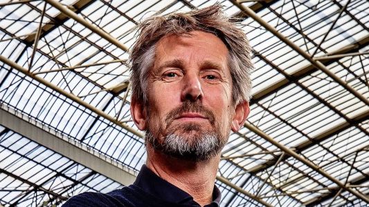 Van der Sar, ex-goleiro de clubes como Juventus e Manchester United e ex-diretor-geral do Ajax
