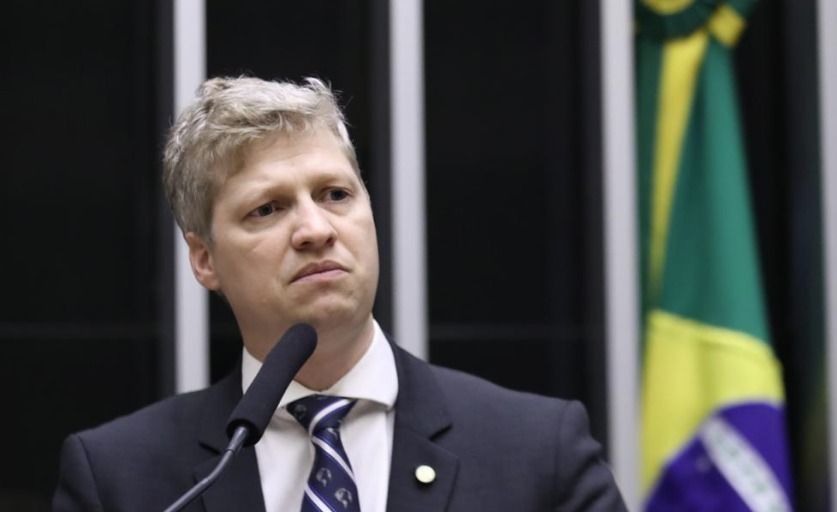 Deputados do Novo questionam Haddad se bancos públicos estão cumprindo Lei Magnitsky