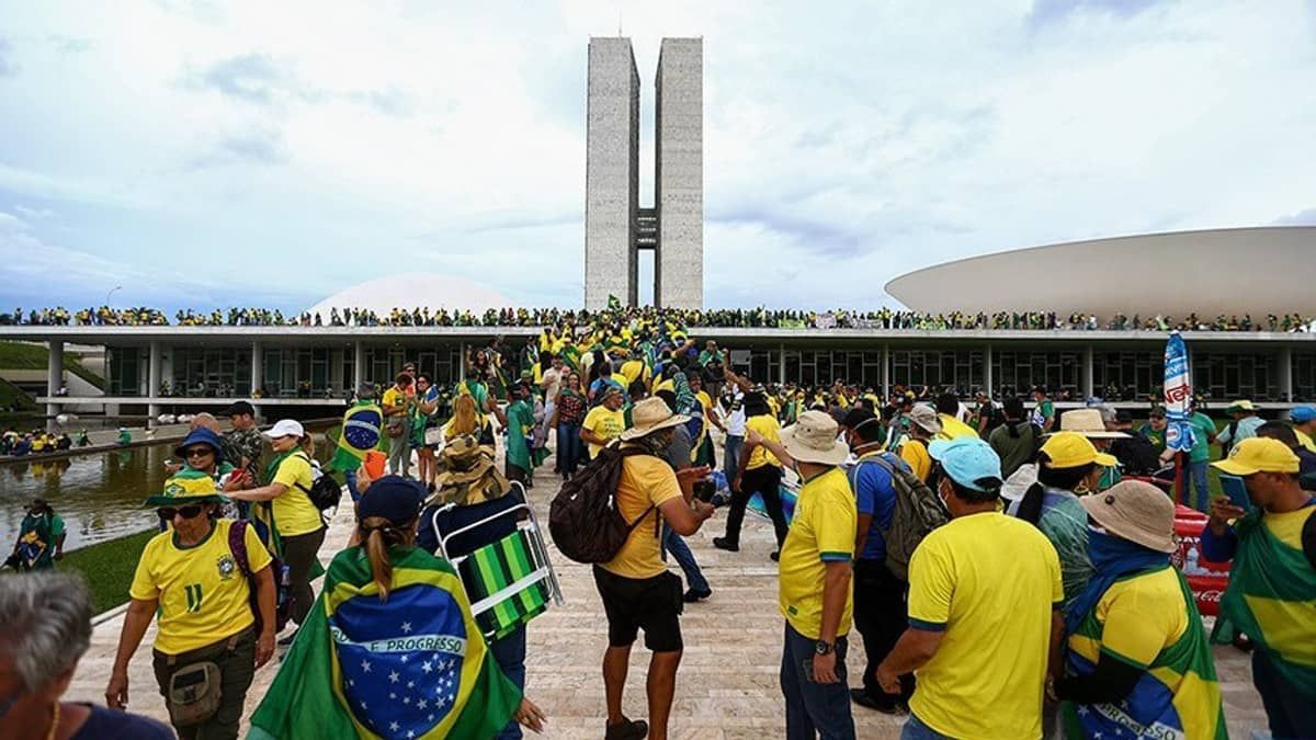 Congresso responde ao STF e defende manutenção do 'PL da Dosimetria'