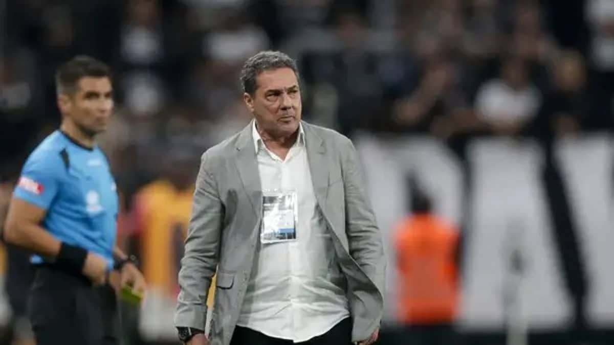 Corinthians acertou ao contratar Luxemburgo, diz campeão do mundo