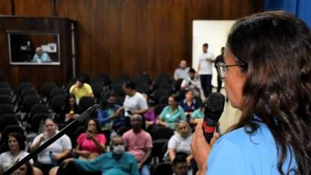 Vânia Lamas, presidente da entidade, apresentou resultados dos trabalhos realizados pelo "Centro Dia"