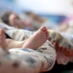 Lei garante sigilo a mulheres que decidem entregar filhos para adoção