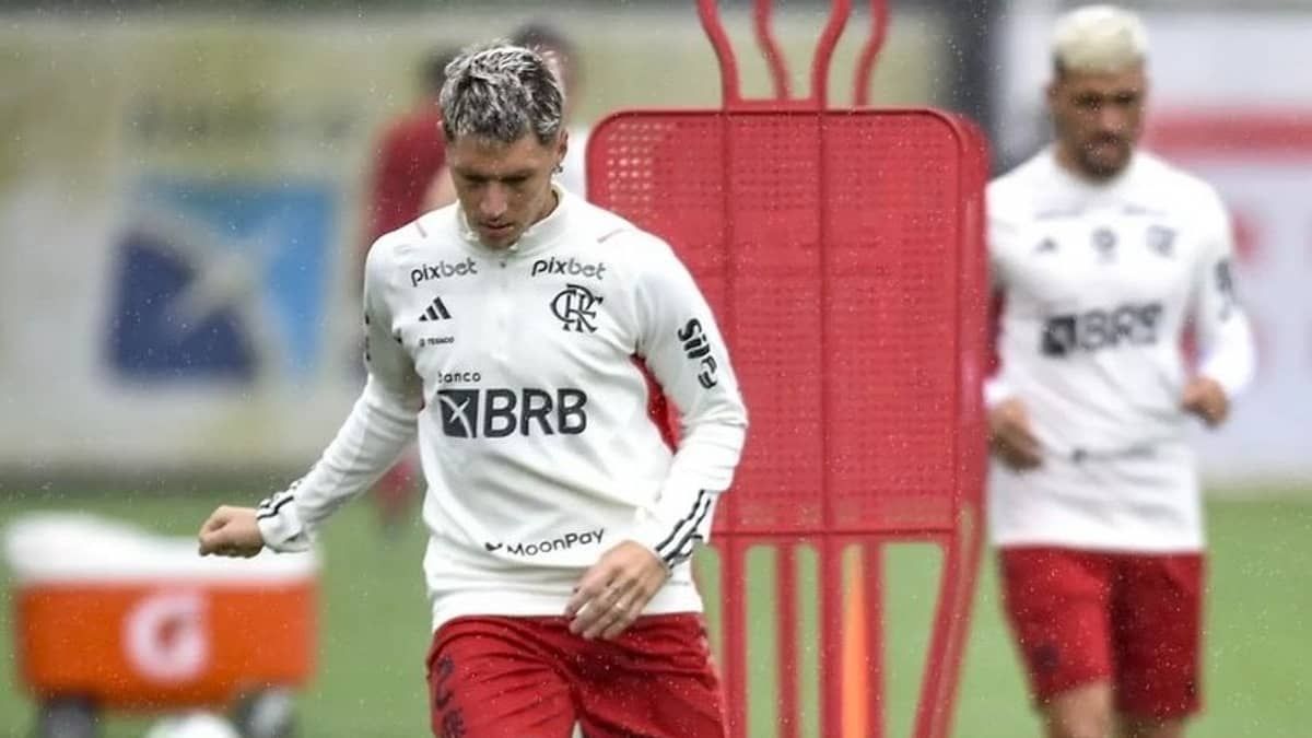 Varela entra em fase final de recuperação no Flamengo; saiba mais