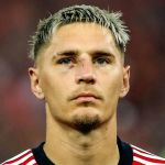 Flamengo: exames confirmam lesão no ligamento do joelho de Varela