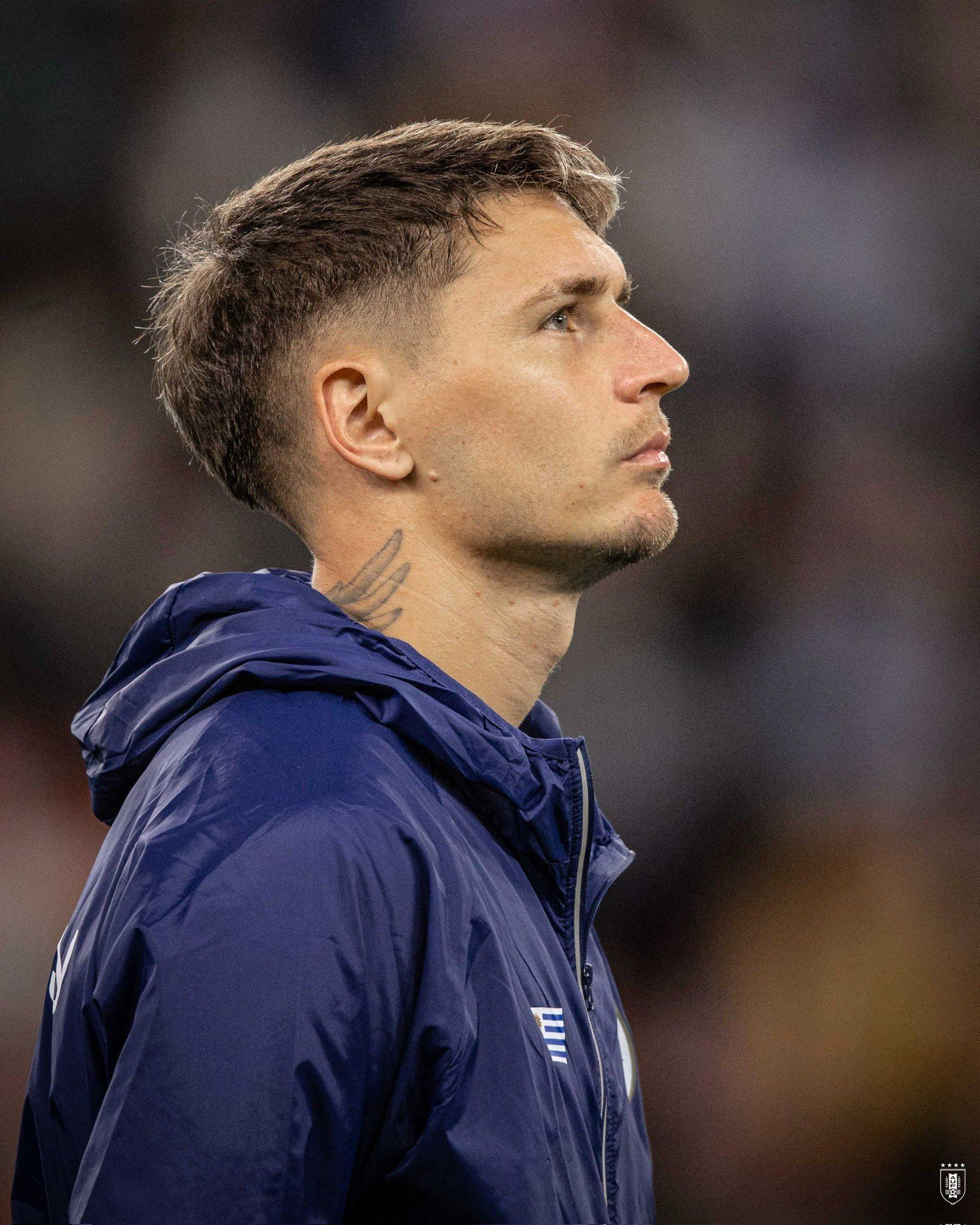 Varela é liberado da seleção do Uruguai e retorna ao Brasil; saiba o motivo