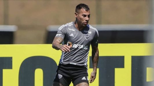 Vargas esteve na Cidade do Galo para tratamento no joelho esquerdo
