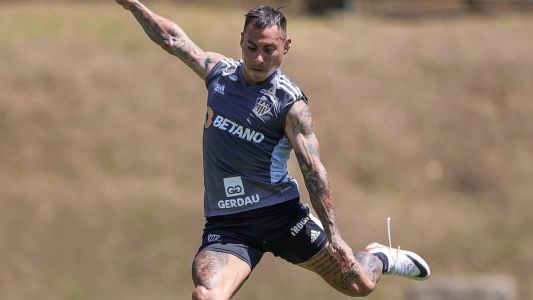 Vargas se machucou durante treinamento na Cidade do Galo