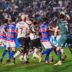 Capitão do Fortaleza critica 'VAR rápido' em derrota para o Vasco no Brasileiro