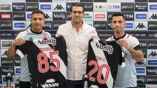 Vasco apresentou oficialmente dois novos reforços