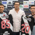 Vasco apresenta Matheus Carvalho e Carabajal oficialmente