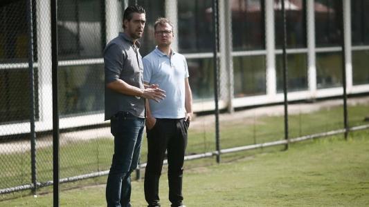 Vasco busca a contratação de um novo técnico