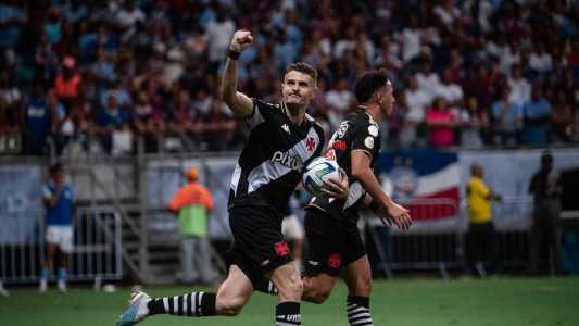 Vasco conta com o artilheiro Vegetti para os confrontos diante do Coritiba e do América