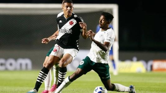 Vasco e Goiás foi o último duelo com público em São Januário