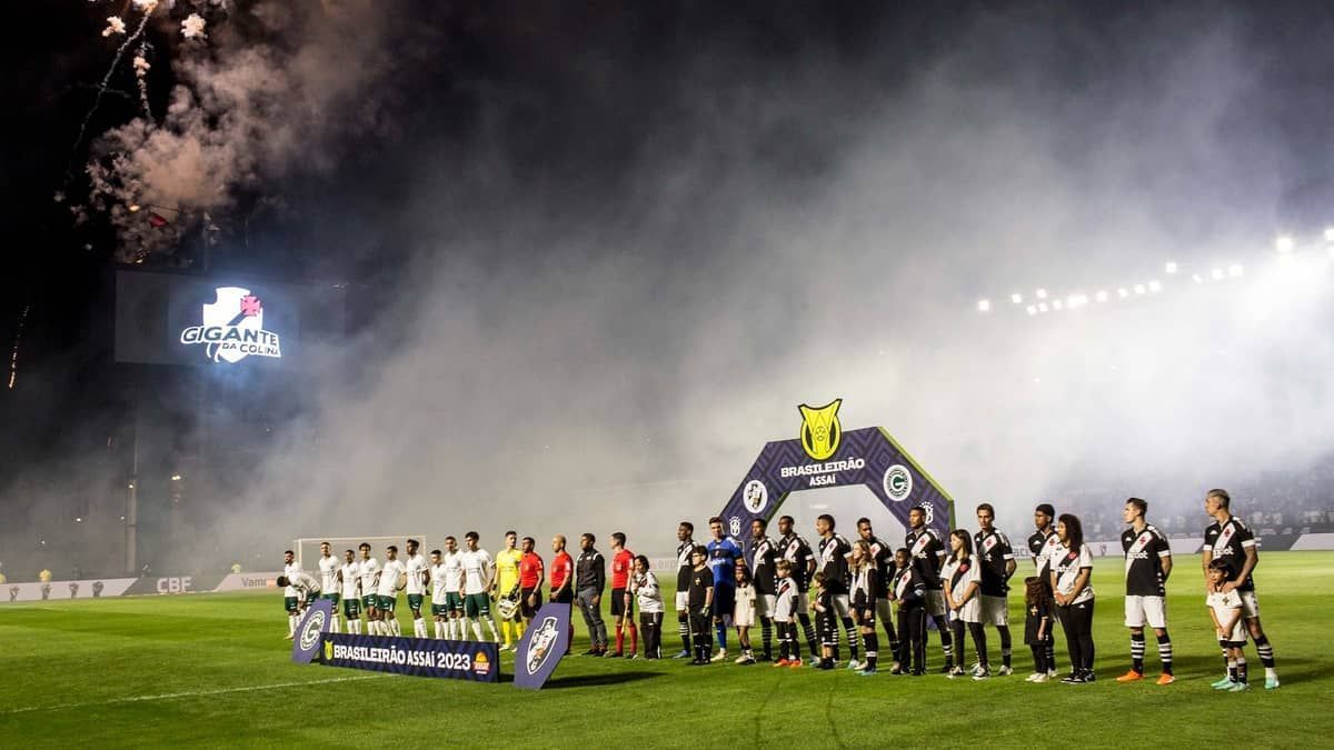 Vasco protoca recurso e quer torcida em São Januário contra o Coritiba