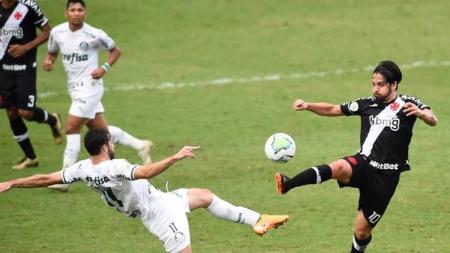 Vasco e Palmeiras se reencontram após três anos