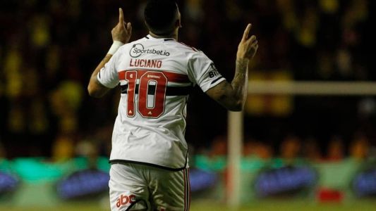 Vasco e São Paulo se enfrentam neste sábado pelo Brasileirão