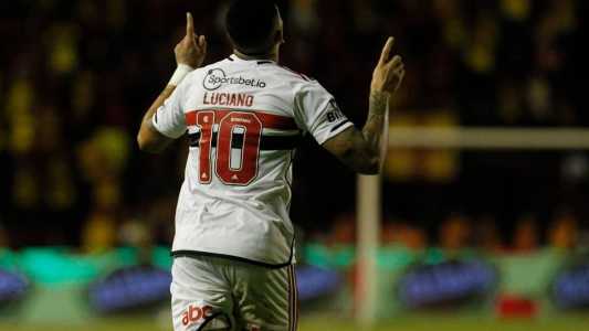Vasco e São Paulo se enfrentam neste sábado pelo Brasileirão