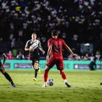 Saiba por que árbitro validou 'gol polêmico' de Vegetti em Vasco x Sport